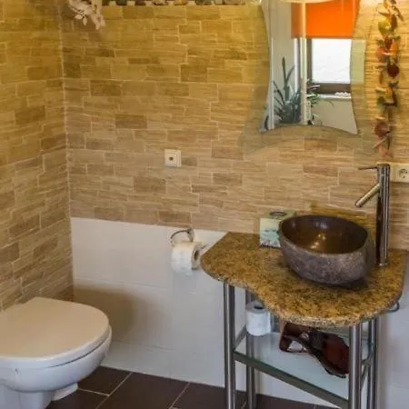 Apartment Ferienwohnung In Niedergurig Mit Grill, Garten Und Sauna Malschwitz