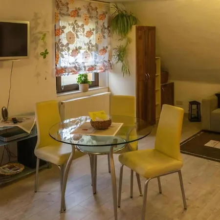 Ferienwohnung In Niedergurig Mit Grill, Garten Und Sauna *