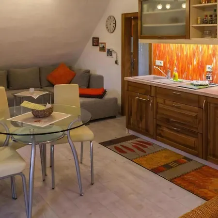 Apartment Ferienwohnung In Niedergurig Mit Grill, Garten Und Sauna